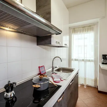 Isa Center - Leonardo Accademy - Mxp - Lakes Lejlighed Sesto Calende